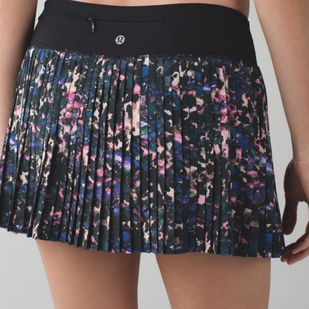 Lululemon pleat to street skirt floral multi